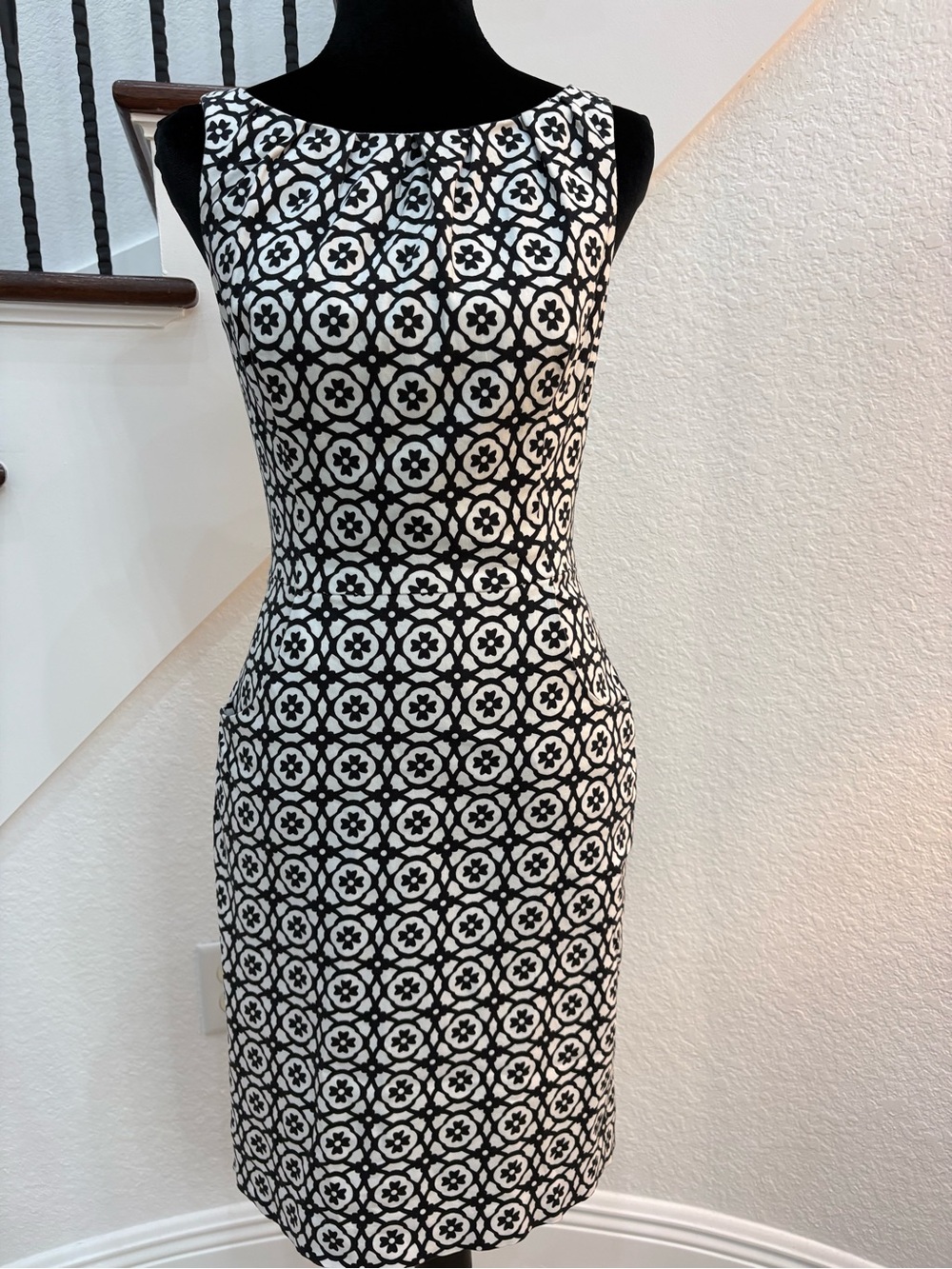 Chaps Black and White Geometric Midi Sheath Dress